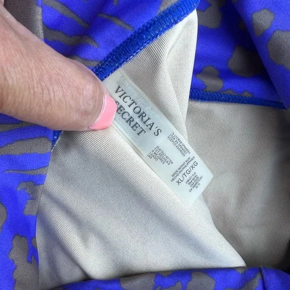 Victoria's Secret bikini size 38C - Picture 4 of 6